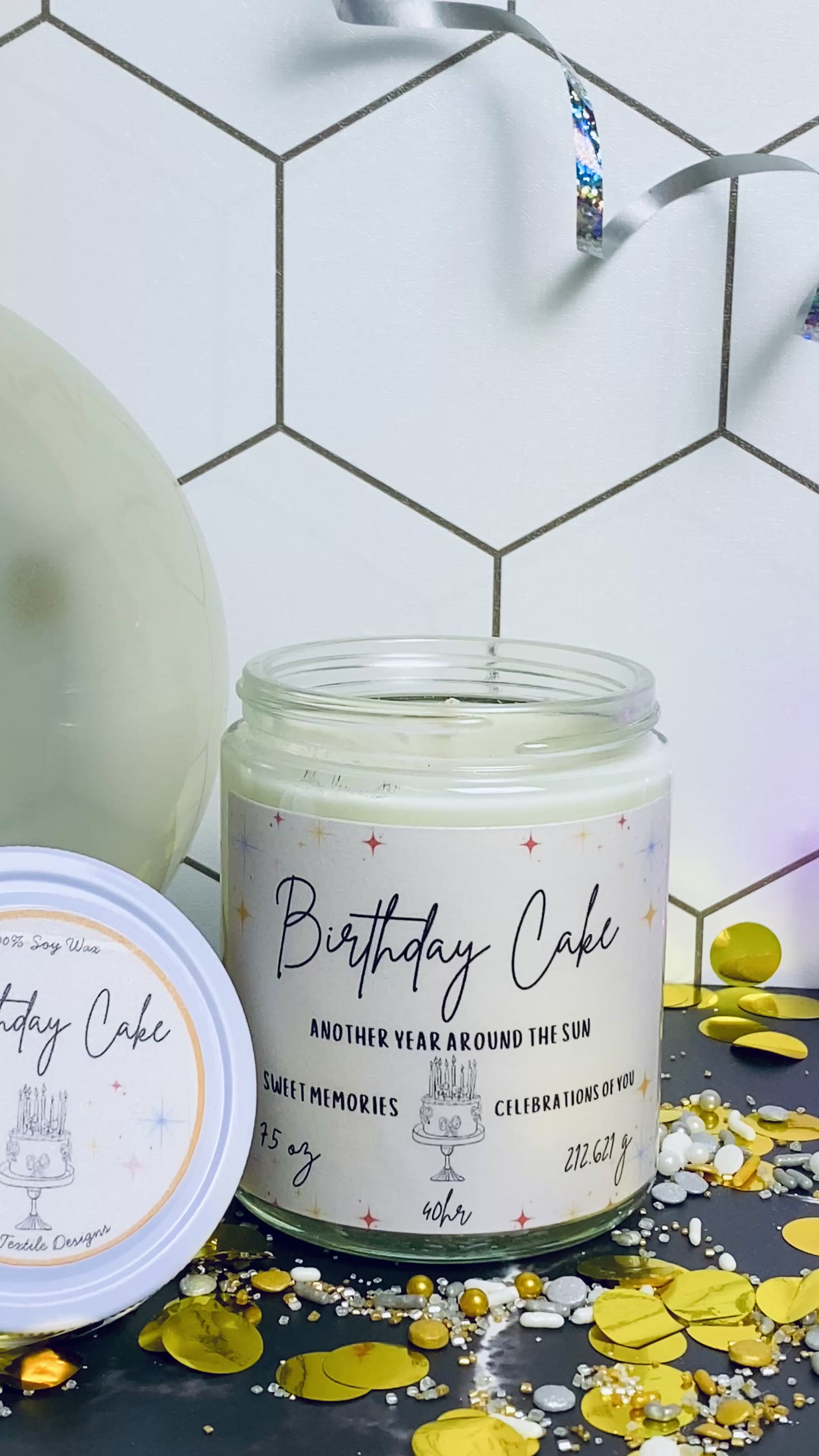 Load video: Birthday Cake Candle